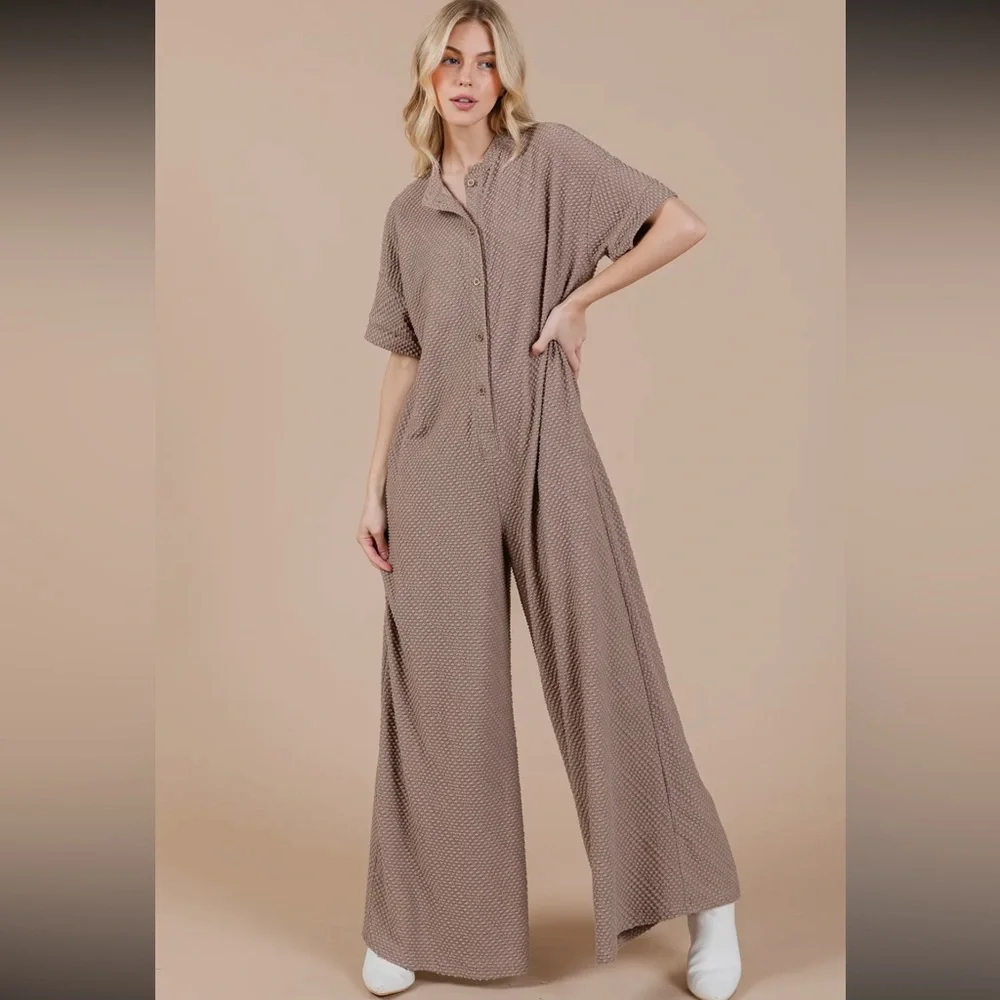 Fabulous Oversize Button Up Jumpsuit - Picture 2 of 7